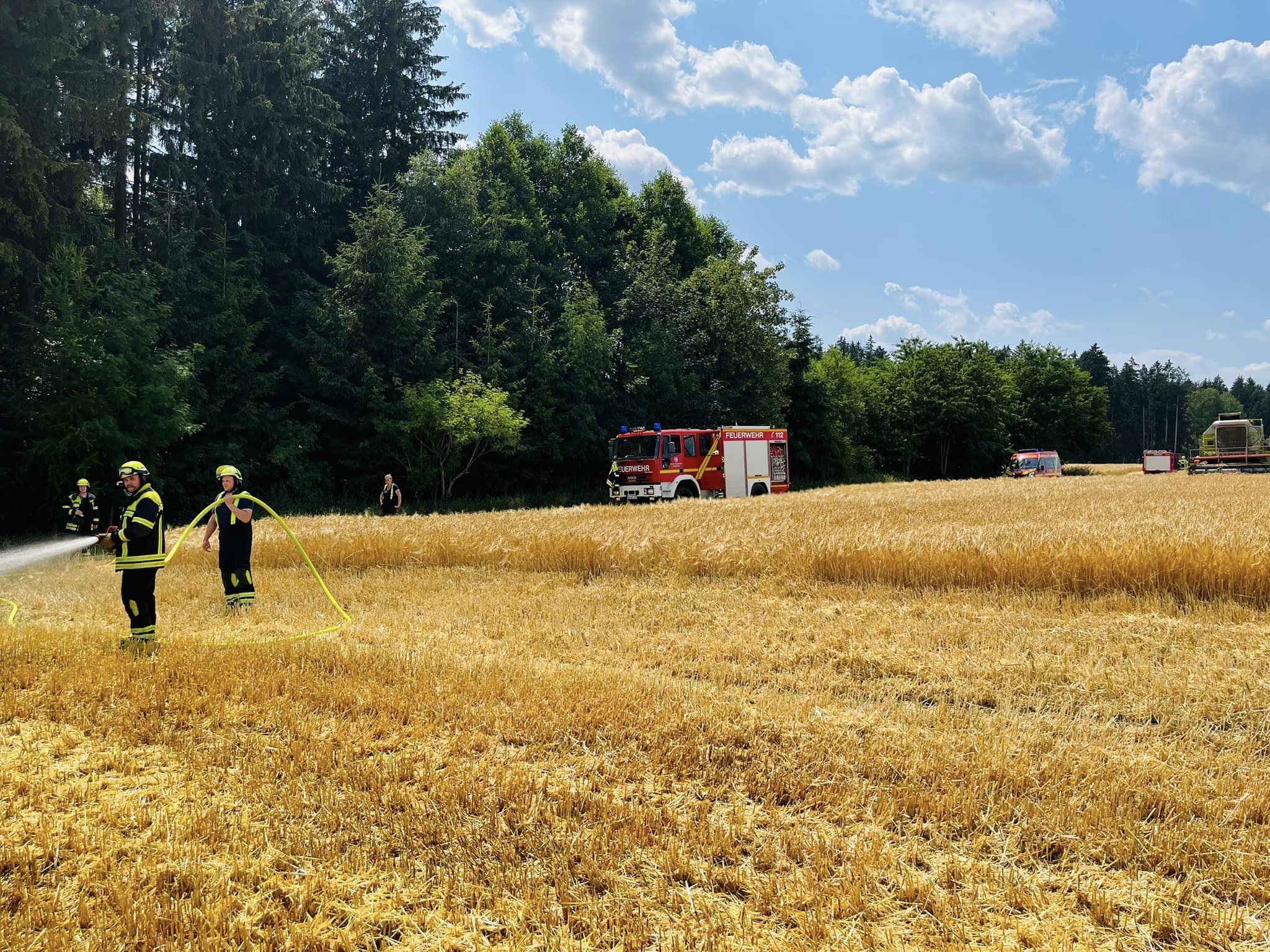 09.07.2023 – 14.12 Uhr – B1 Brand Freifläche – Störnstein> Püchersreuth